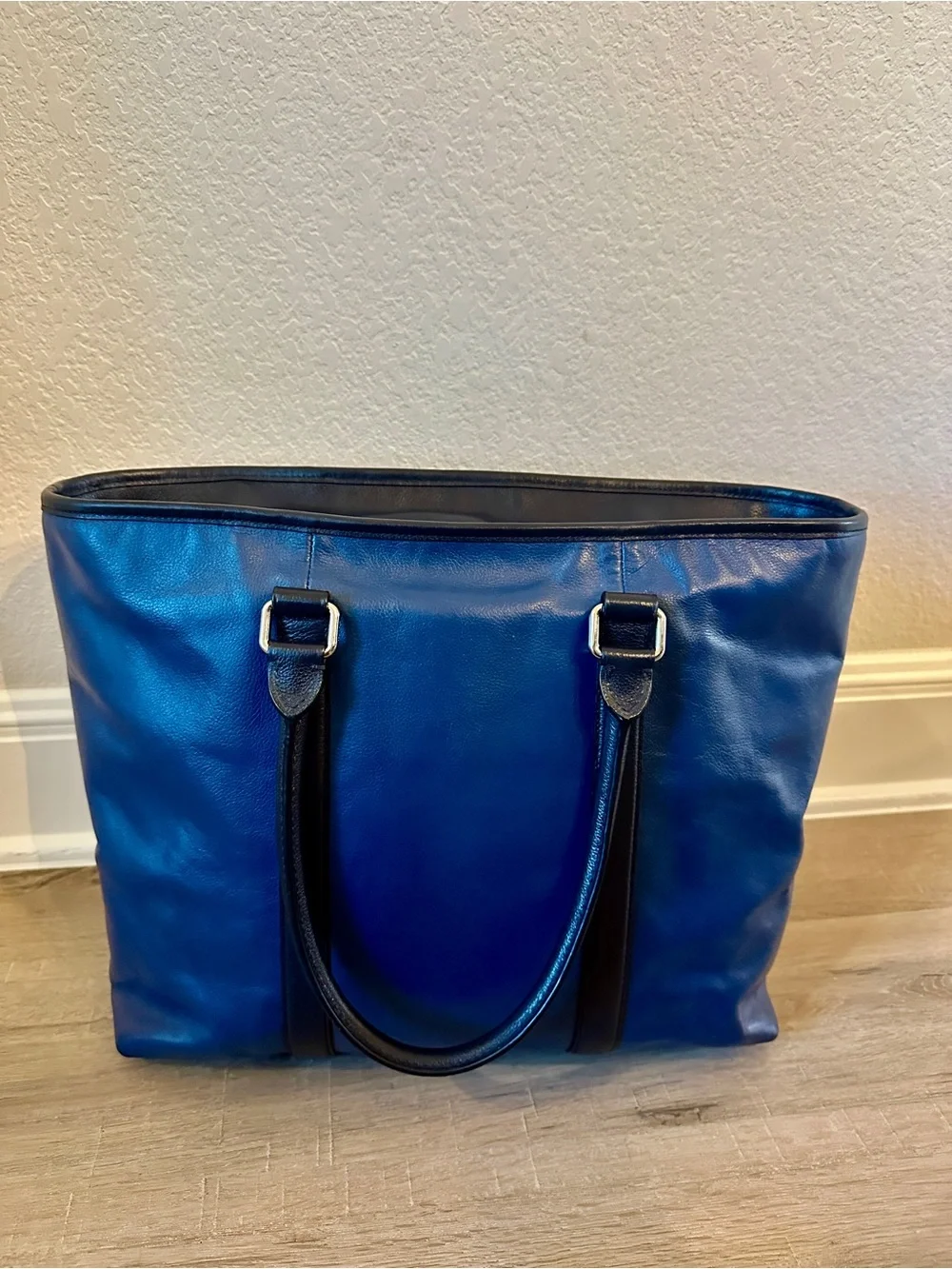Coach Vintage Blue Navy Color Block Leather Perry Business Tote with Black Trim - Picture 2 of 16